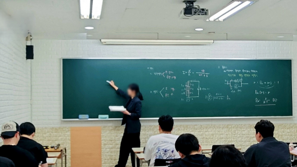 1e418cc9fcf1a522e30b327fbb10fe98_1748503377_0401.png
